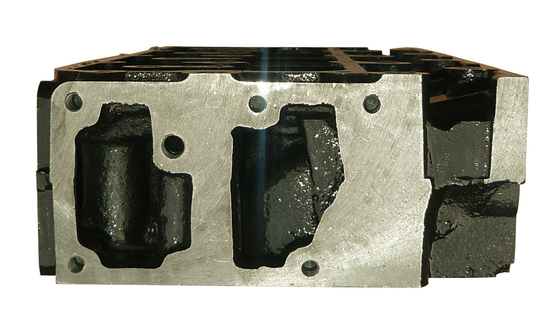 KIA K3000 Besta JT Iron Casting Cylinder Head 0K75A-10-100 909061 3.0L 8V