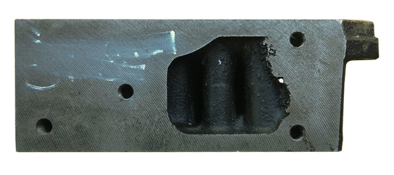 ISUZU SR12B SDG12/15S TLW450 DPS-130SPB SOLAR035 ES300 ES400 3LD1 3LD2 Iron Casting Cylinder Head 8-97163-401-3 1.5L 6V