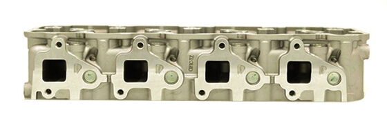 LBZ Cylinder Head for GM CHEVROLET Silverado Kodiak  Express GMC Sierra 2500HD Savana 3500 Topkick V8 403cid engine 6.6L 16V 98025702