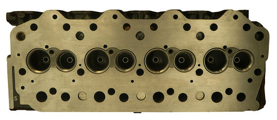 4D32 4D35 Iron Casting Cylinder Head FOR MITSUBISHI Canter 4.6L 8V